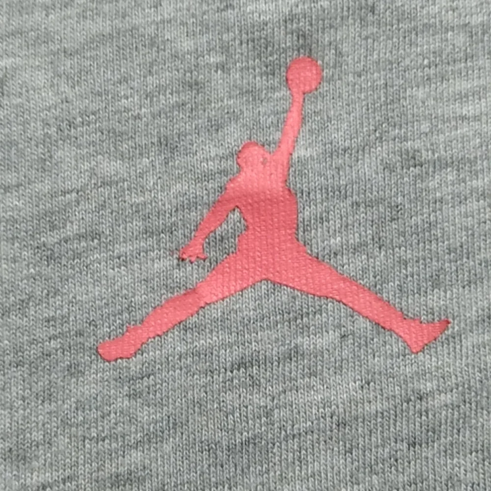 (BX11) SALE! Jordan Nike Tee Sz.XL Gently Worn Small Hole At Shoulder